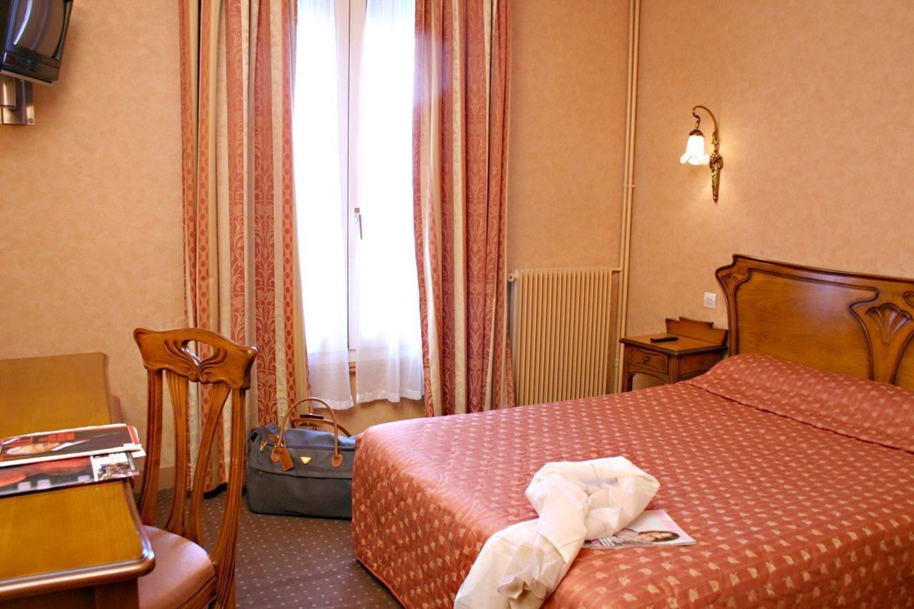 选择贝斯特韦斯特酒店 布洛涅-比扬古 客房 照片